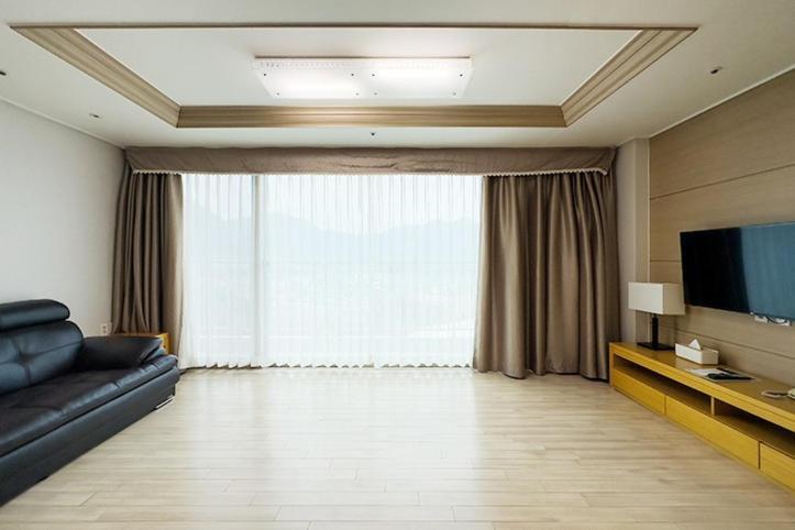 בואן Mohang Haenaru Family Hotel חדר תמונה