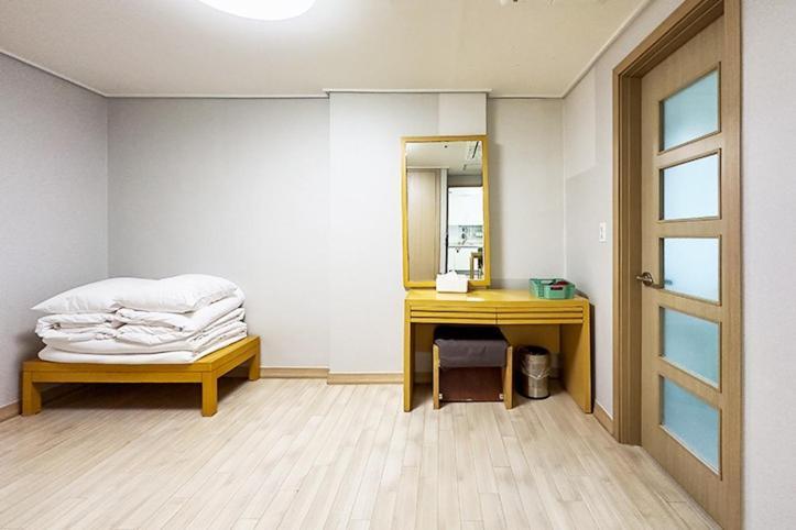 בואן Mohang Haenaru Family Hotel חדר תמונה