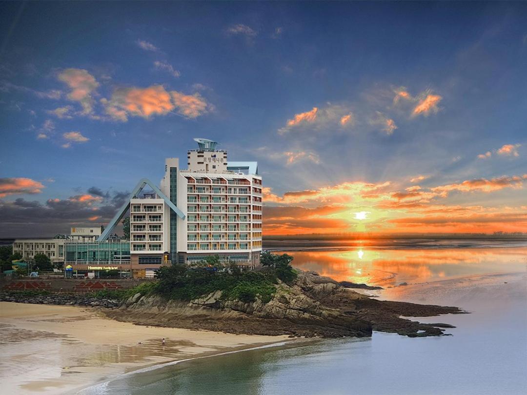 בואן Mohang Haenaru Family Hotel מראה חיצוני תמונה