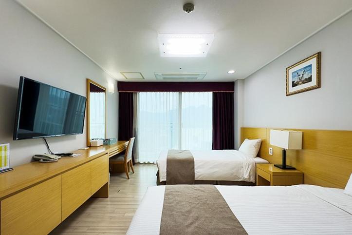 בואן Mohang Haenaru Family Hotel חדר תמונה