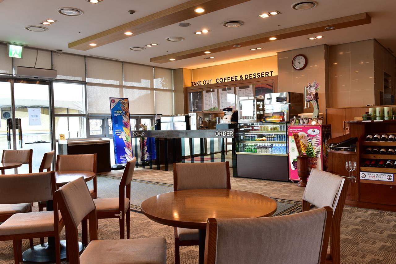 בואן Mohang Haenaru Family Hotel מראה חיצוני תמונה